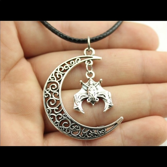 Crescent Moon Vampire Bat Leather Chain Necklace - Picture 2 of 2